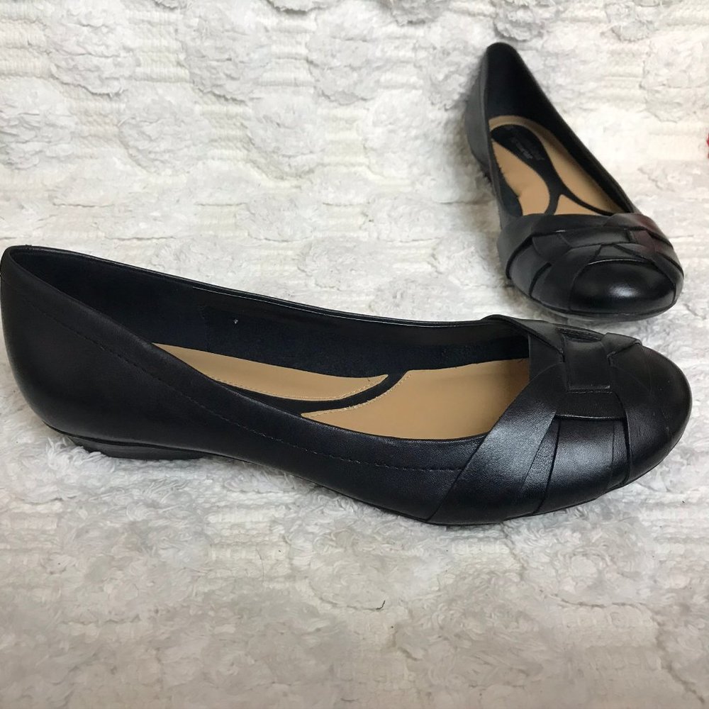 Naturalizer Black Leather Ballet Flats